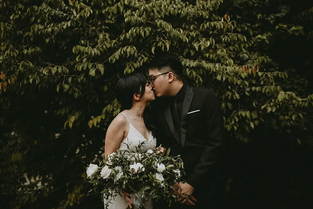 Photo by Trees On The Moon. theweddingnotebook.com