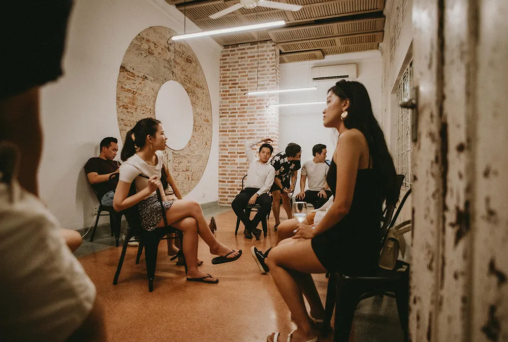 Photo by Trees On The Moon. theweddingnotebook.com