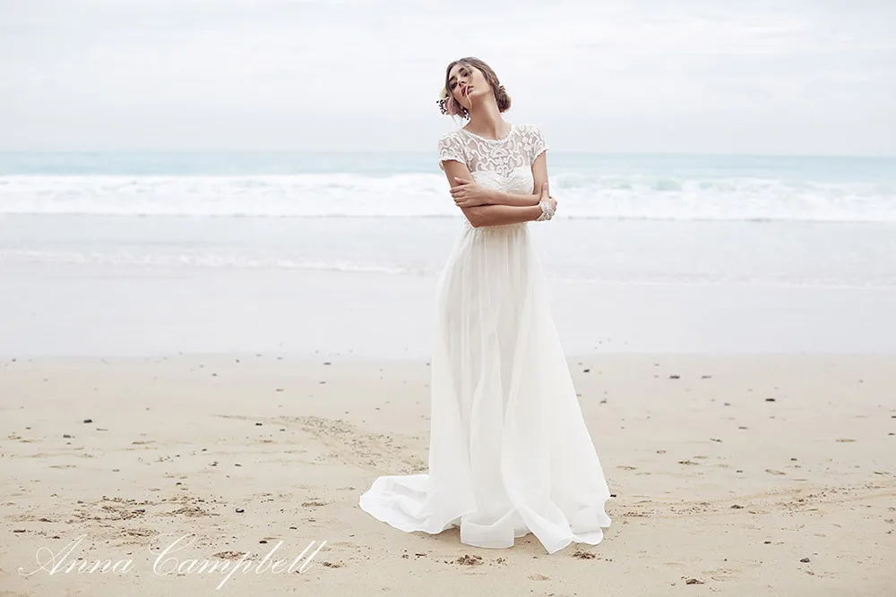 Scarlet - Anna Campbell Spirit Collection. theweddingnotebook.com