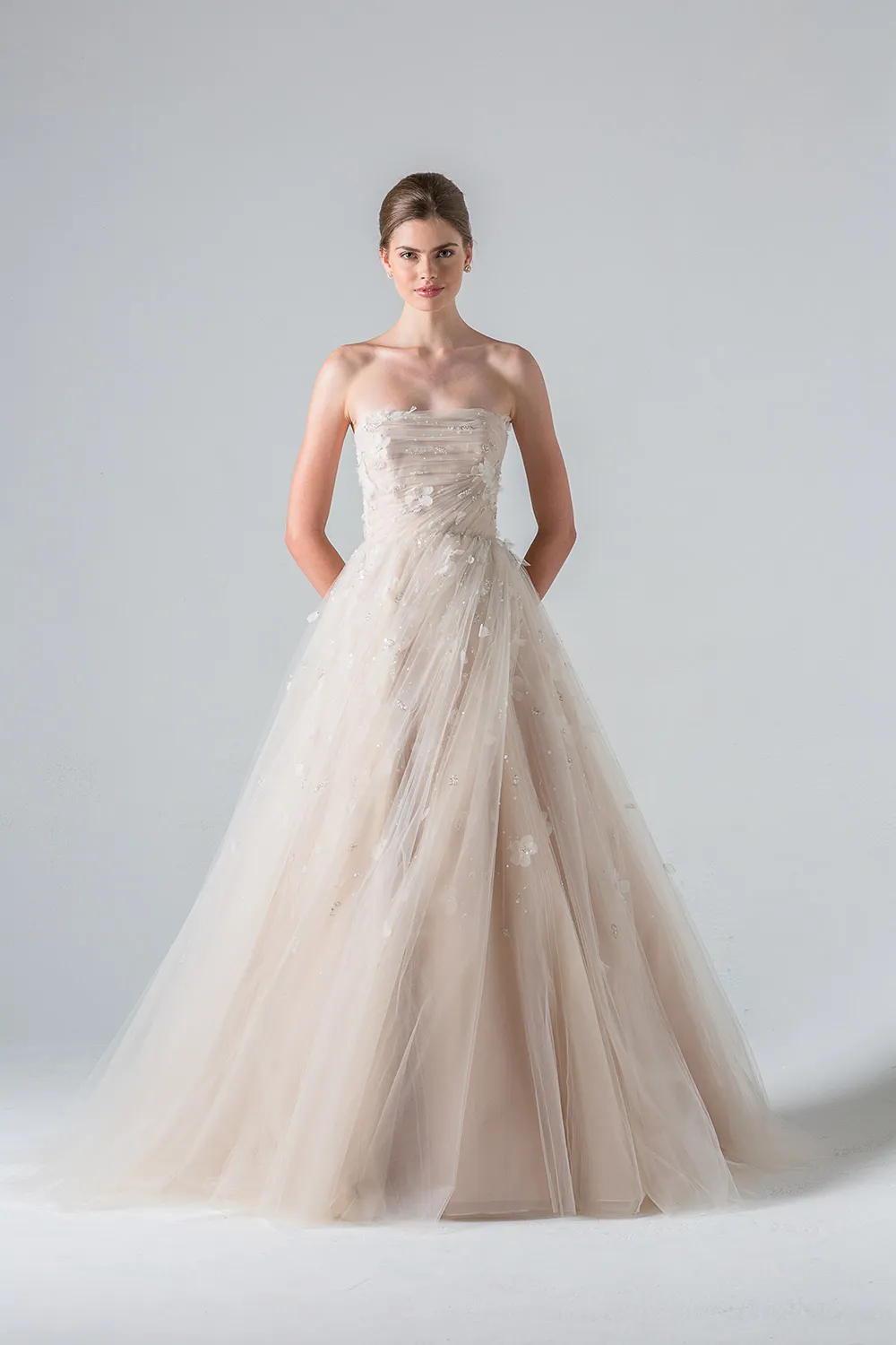 Tuilieries - Anne Barge Couture Spring 2016 Collection. theweddingnotebook.com