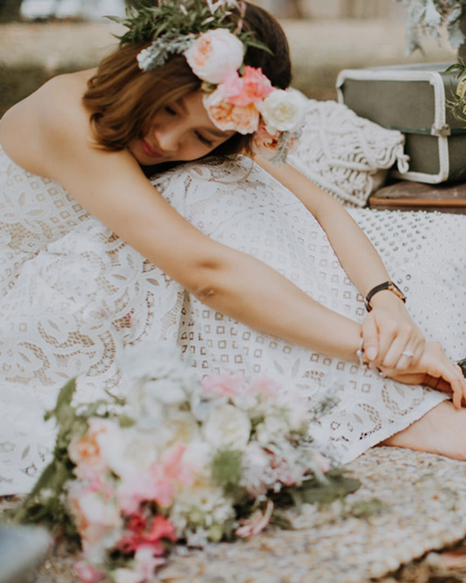 Antique Setup on a Bed of Autumn Hues Engagement Session at Horseley Homestead Sydney