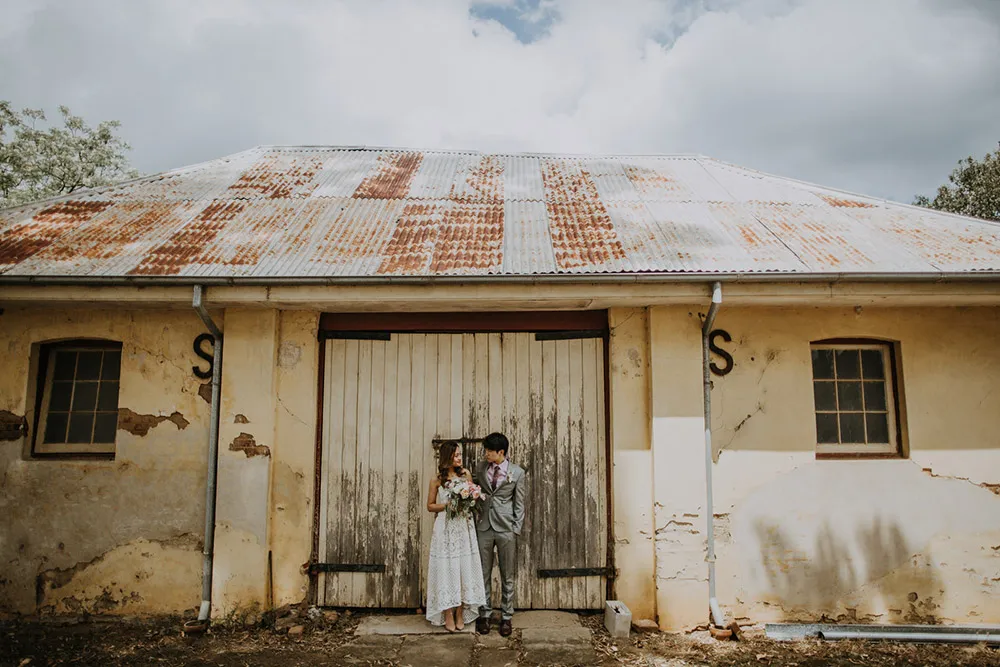 Photo by Wedding Gallery Studio. theweddingnotebook.com