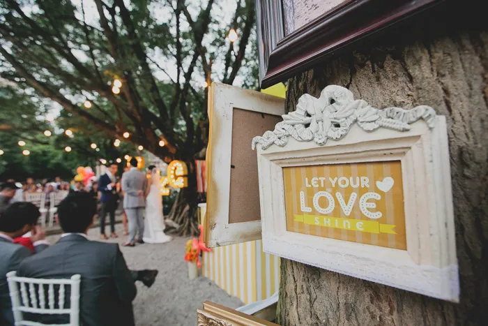 Daren Chong Photography. Event Styling by Bliss & Glitz. theweddingnotebook.com