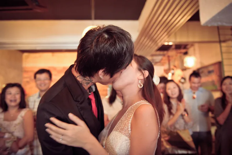 © Julian Oh of Redd Bullets. theweddingnotebook.com