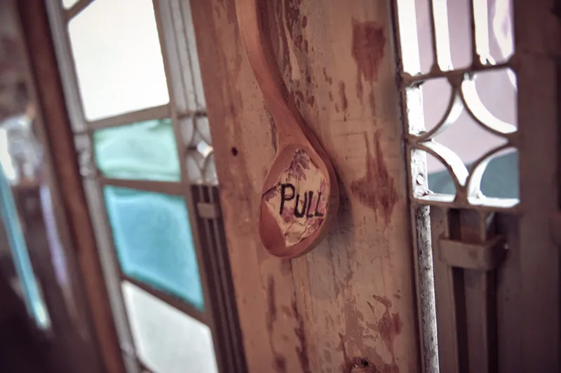 © Julian Oh of Redd Bullets. theweddingnotebook.com