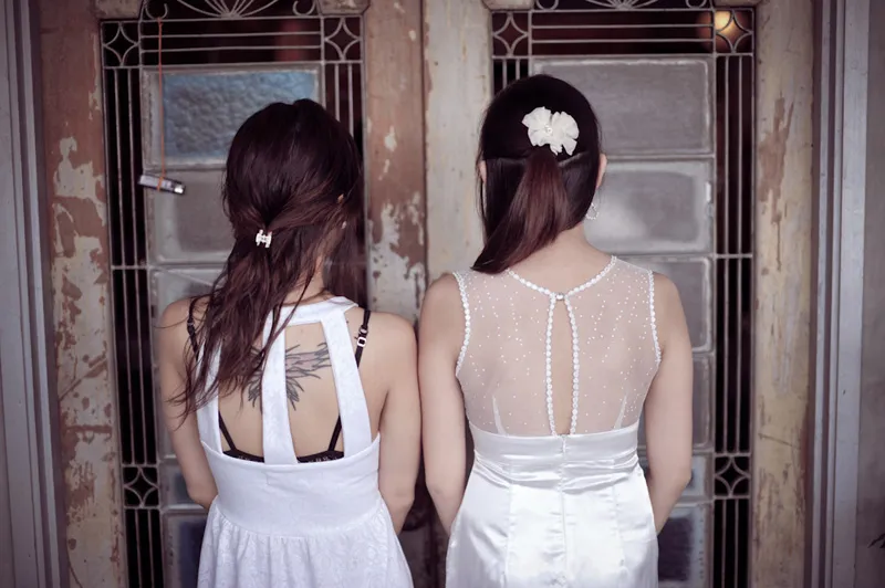 © Julian Oh of Redd Bullets. theweddingnotebook.com