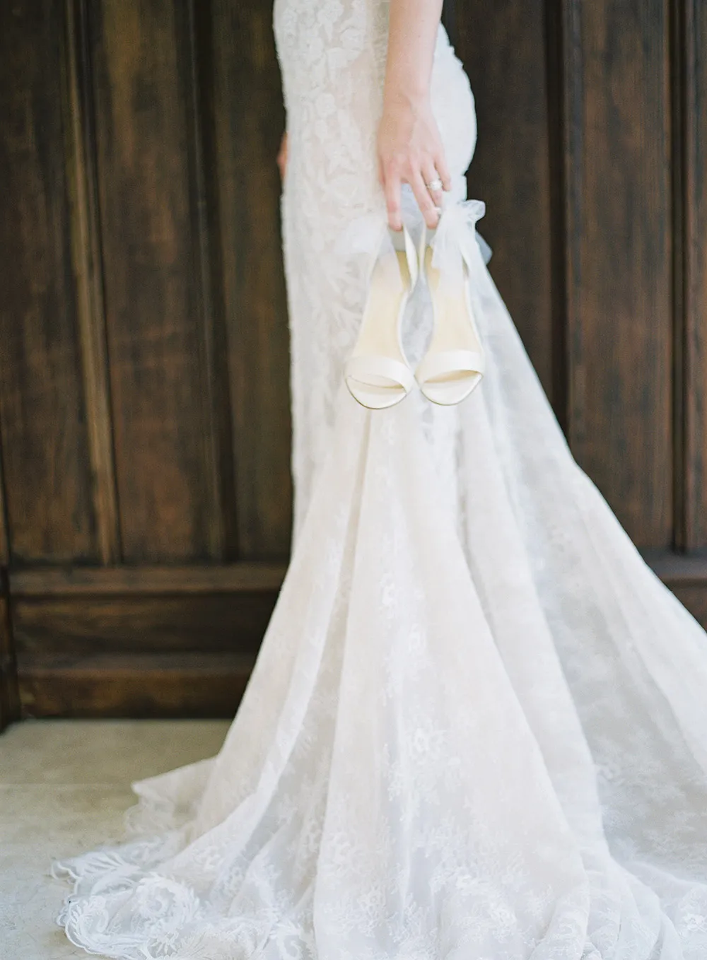 Bella Belle 2017 Bridal Shoes Collection. theweddingnotebook.com