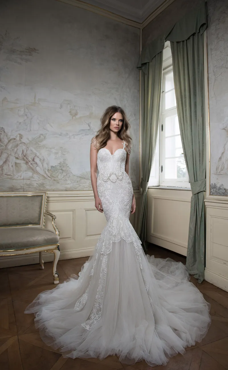 BERTA Bridal Fall 2015 Bridal Collection. theweddingnotebook.com
