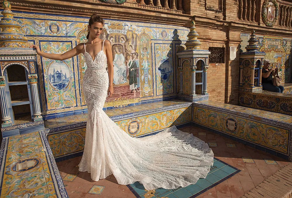Berta Bridal Fall 2018 Collection. theweddingnotebook.com