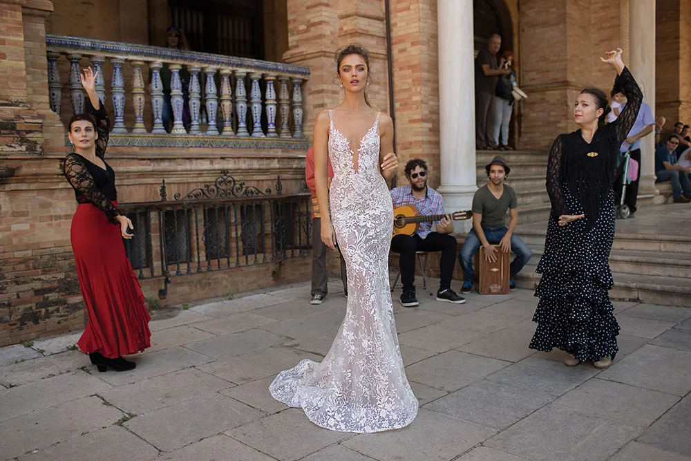 Berta Bridal Fall 2018 Collection. theweddingnotebook.com