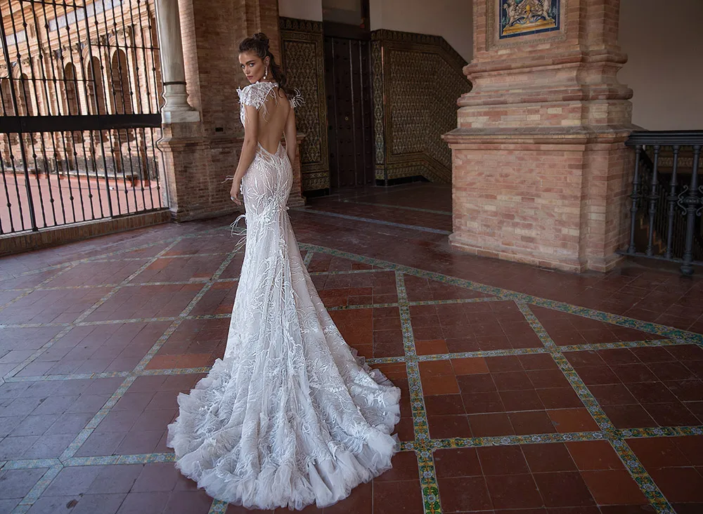 Berta Bridal Fall 2018 Collection. theweddingnotebook.com