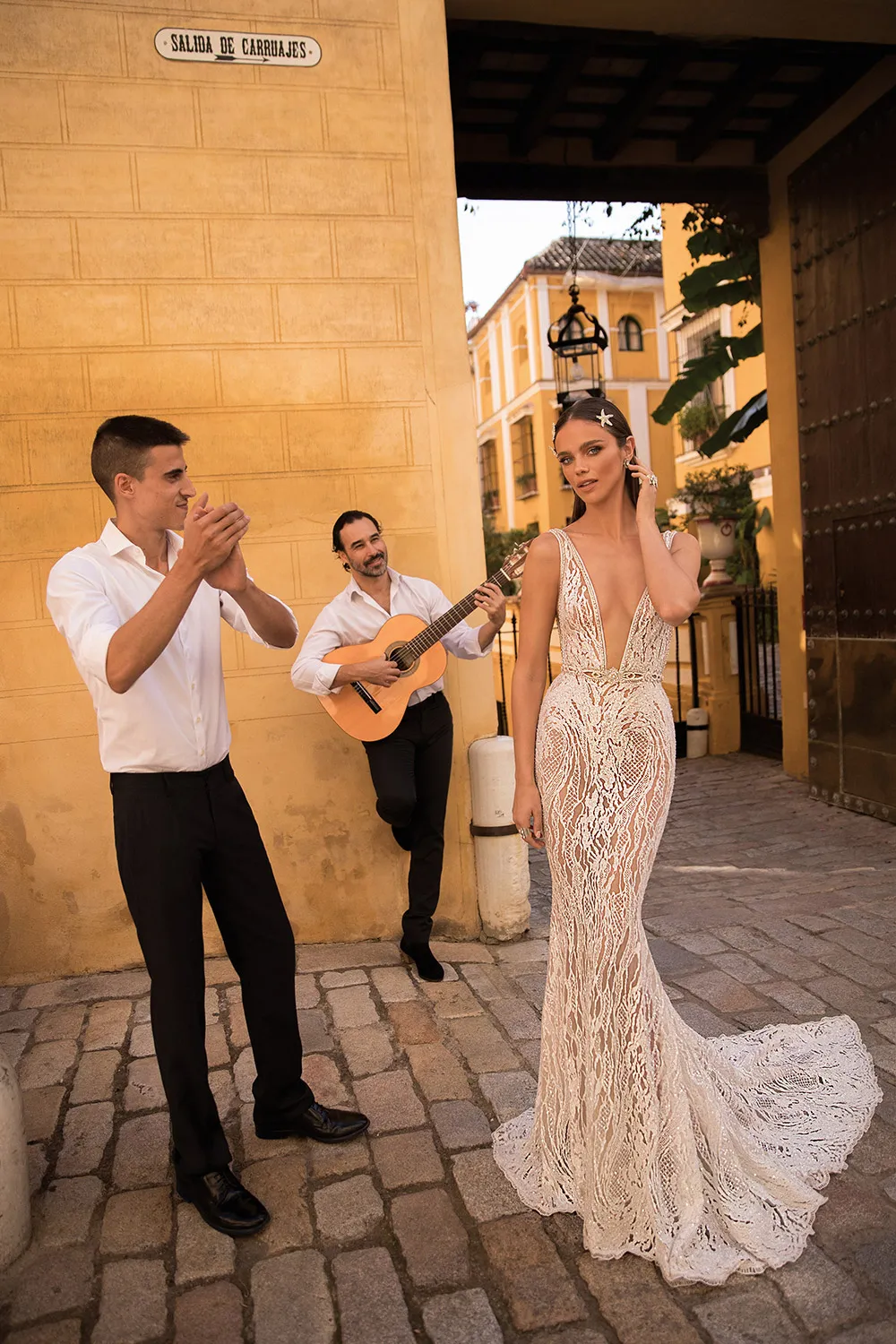 Berta Bridal Fall 2018 Collection. theweddingnotebook.com