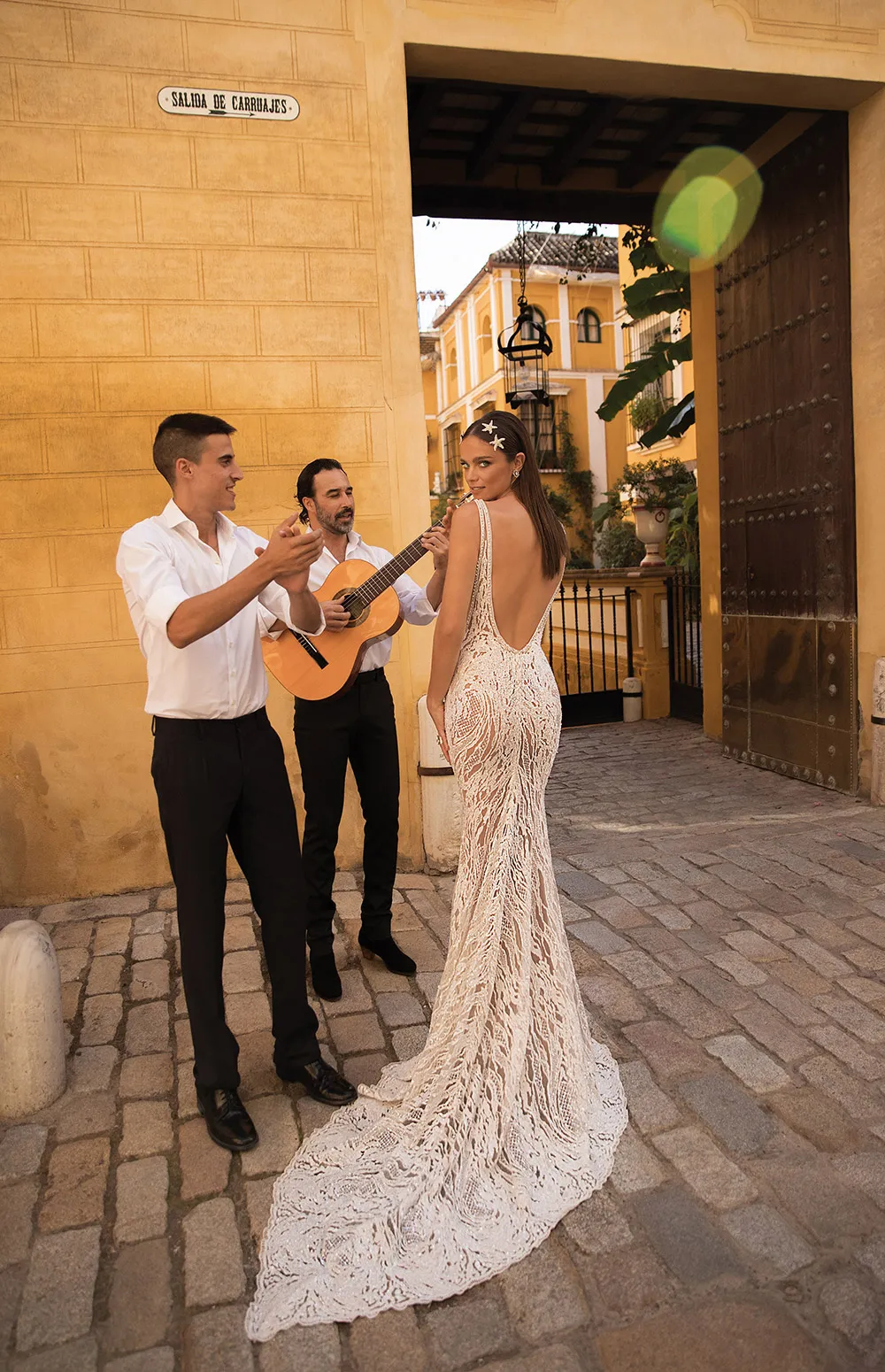 Berta Bridal Fall 2018 Collection. theweddingnotebook.com