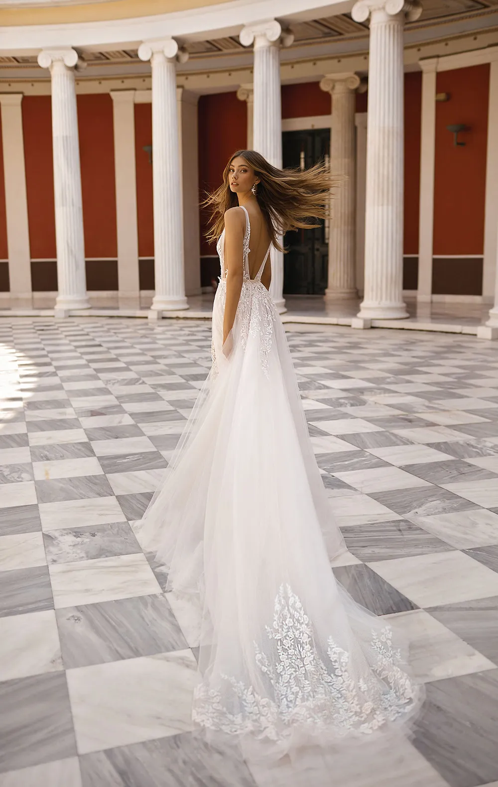 BERTA Bridal Fall 2019 Collection. theweddingnotebook.com
