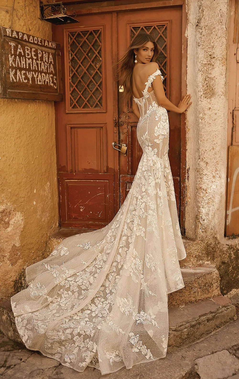 BERTA Bridal Fall 2019 Collection. theweddingnotebook.com