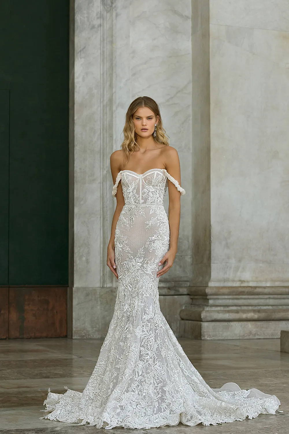 Berta Bridal Fall 2020 Collection. theweddingnotebook.com