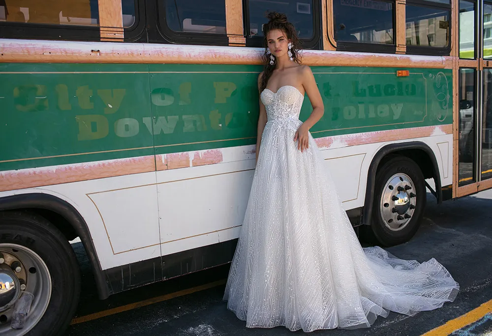 Berta Bridal Spring 2019 Collection. theweddingnotebook.com