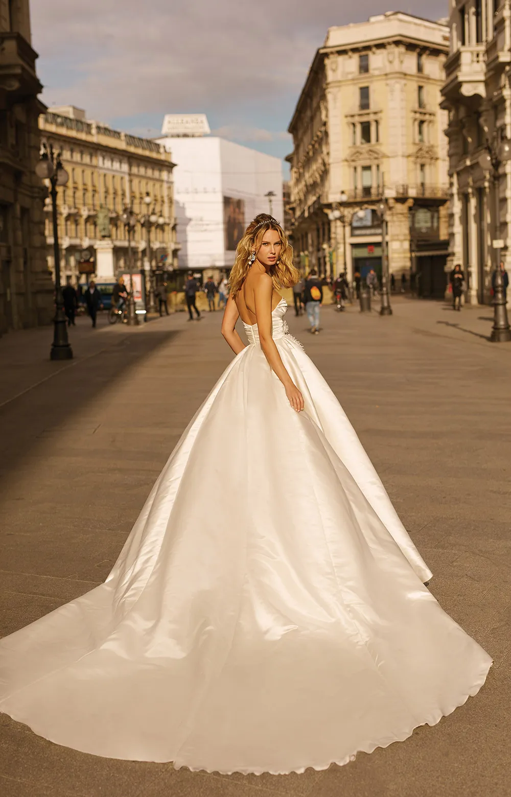 Berta Bridal Spring 2020 Collection. theweddingnotebook.com