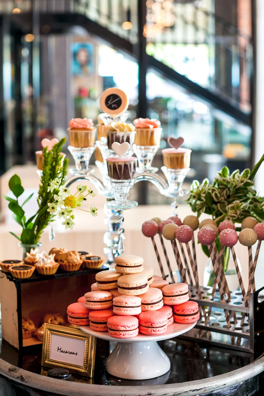 Photo by Alex Tan Photography. theweddingnotebook.com