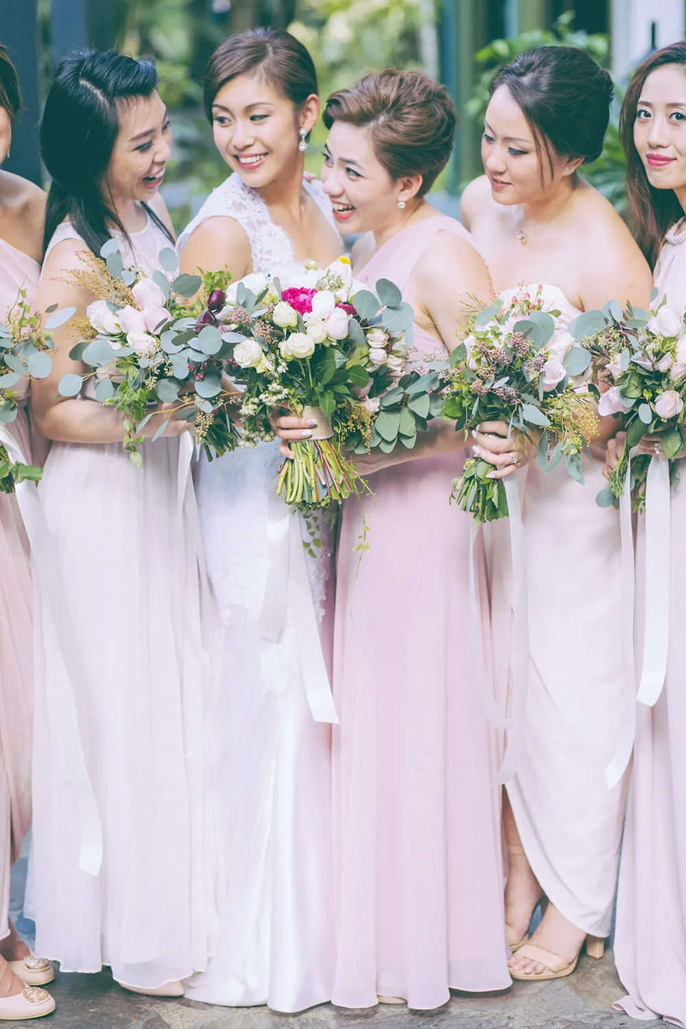 Photo by ZA Gallery. theweddingnotebook.com