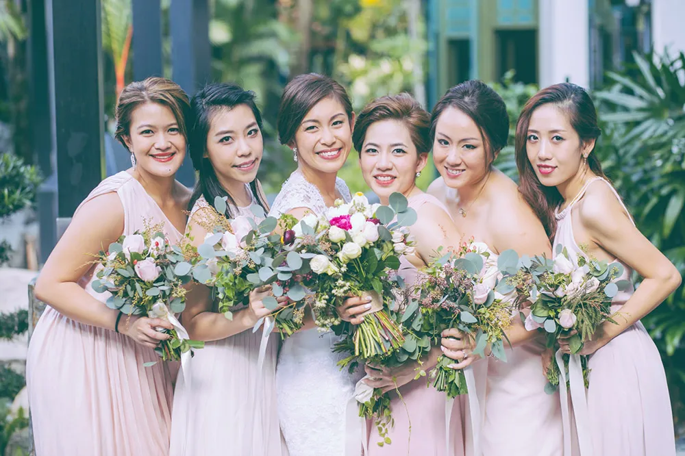 Photo by ZA Gallery. theweddingnotebook.com