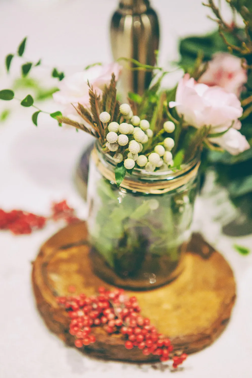 Photo by ZA Gallery. theweddingnotebook.com