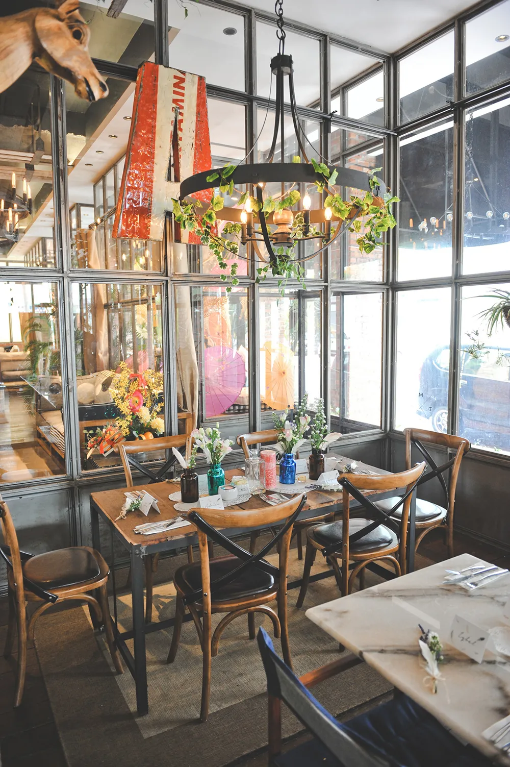 Photo by Andrew Yep Photographie. theweddingnotebook.com