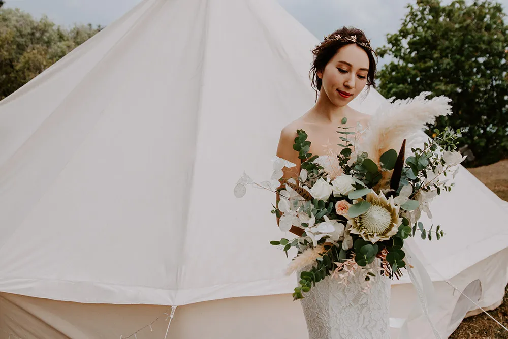 Natalie Wong Photography. theweddingnotebook.com