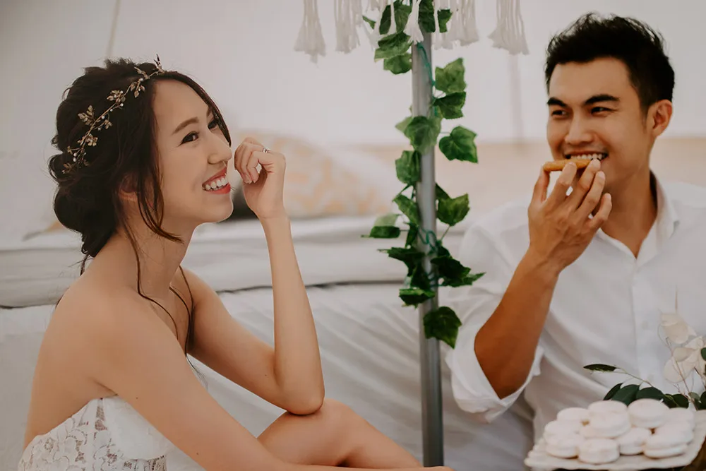 Natalie Wong Photography. theweddingnotebook.com