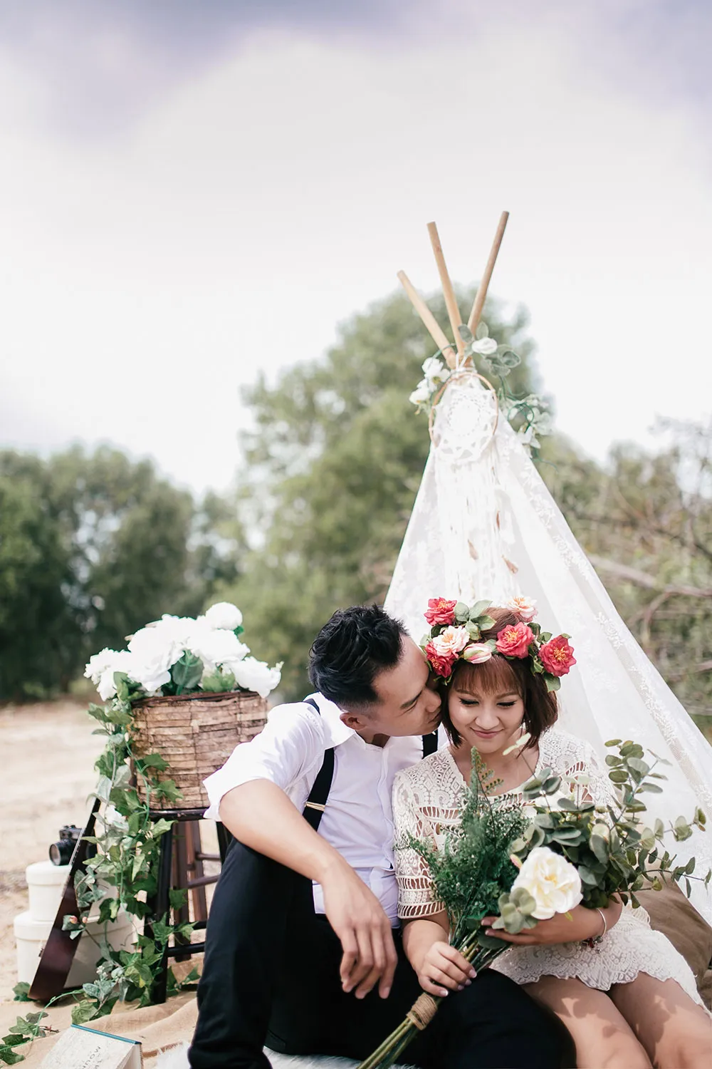 Photo by One Way Ticket. theweddingnotebook.com