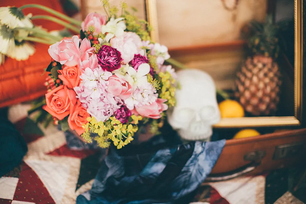 Photo by Hellojanelee Photography. theweddingnotebook.com