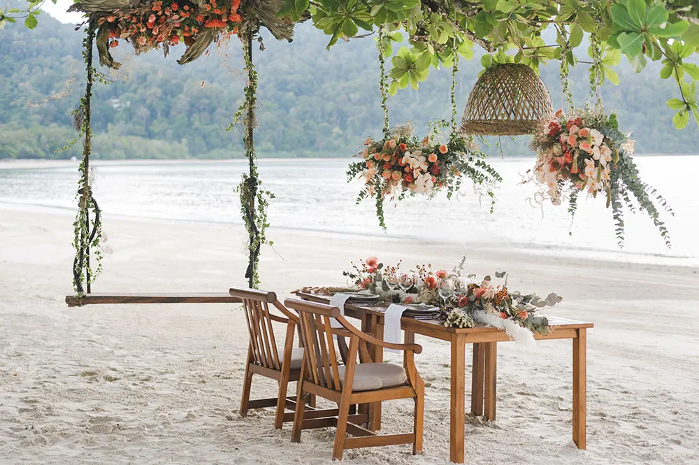 Joshua Koh Photography. theweddingnotebook.com