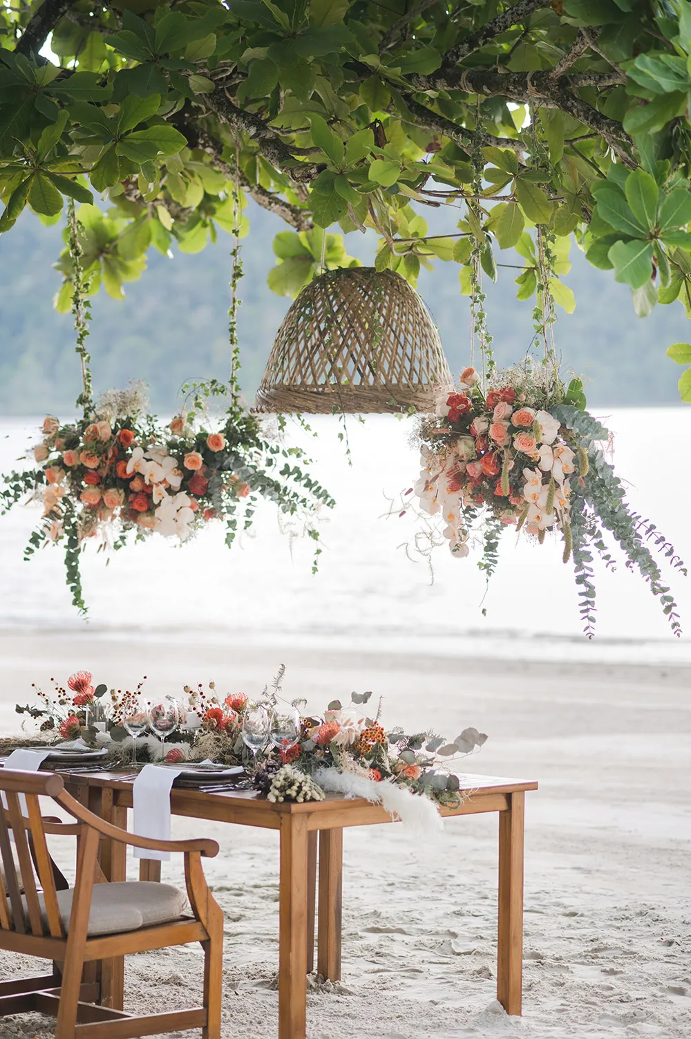 Joshua Koh Photography. theweddingnotebook.com