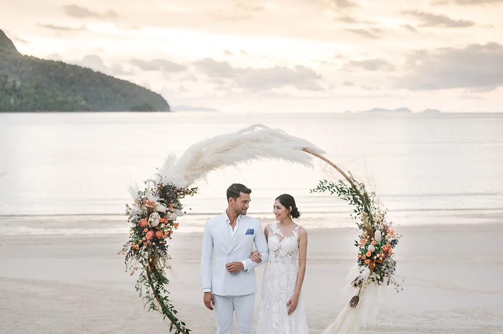 Joshua Koh Photography. theweddingnotebook.com