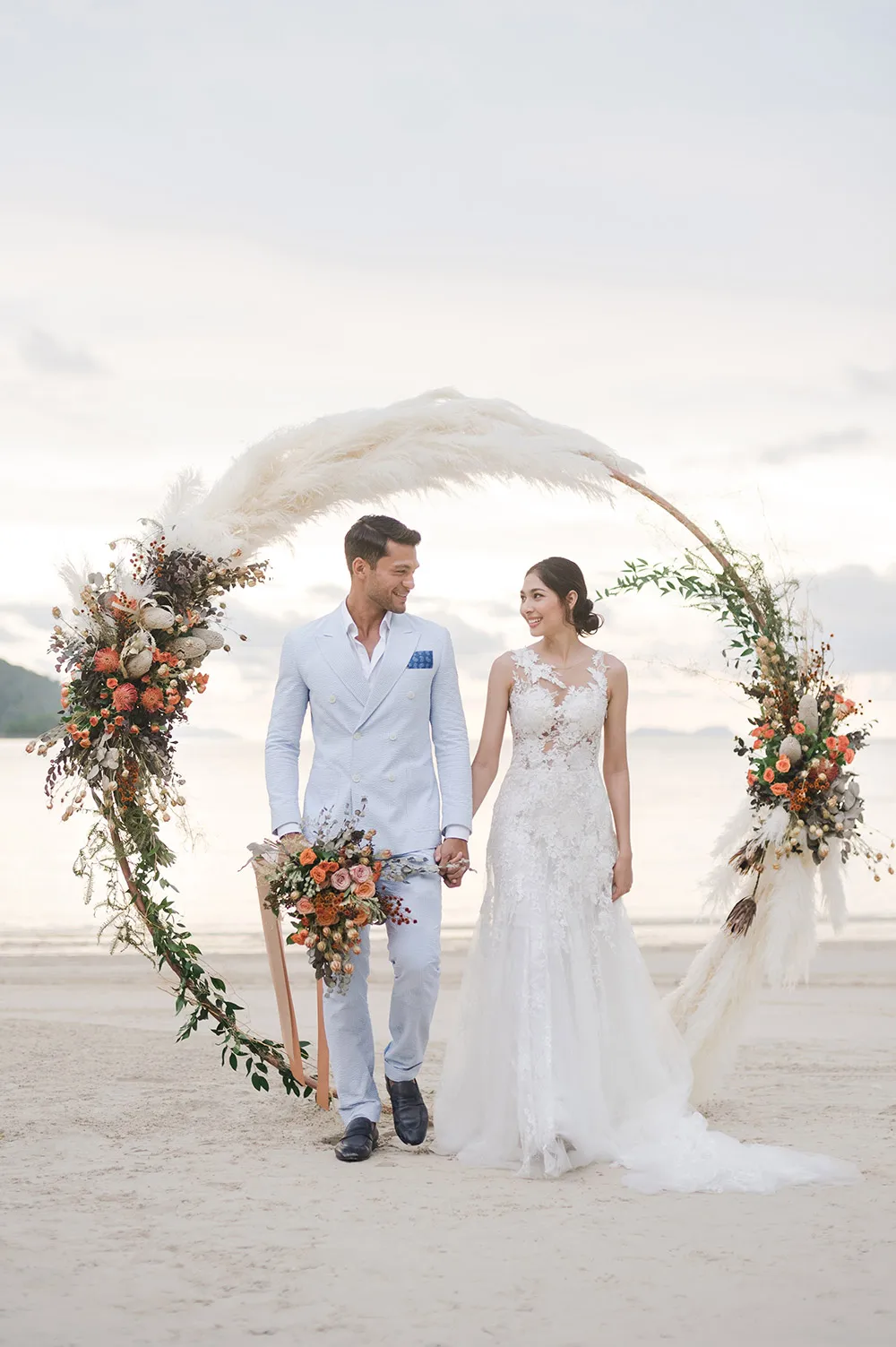 Joshua Koh Photography. theweddingnotebook.com