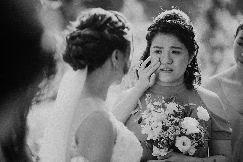 Photo by Samuel Goh Photography. theweddingnotebook.com