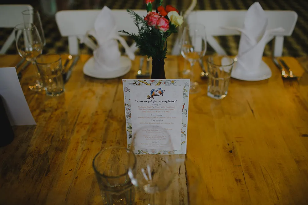 Photo by Samuel Goh Photography. theweddingnotebook.com