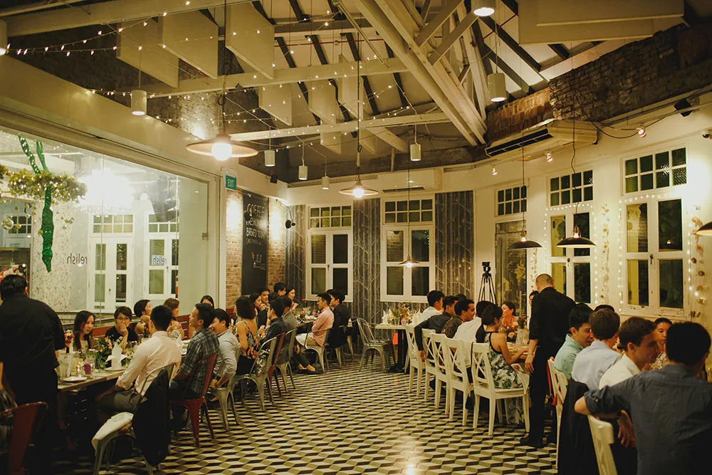 Photo by Samuel Goh Photography. theweddingnotebook.com