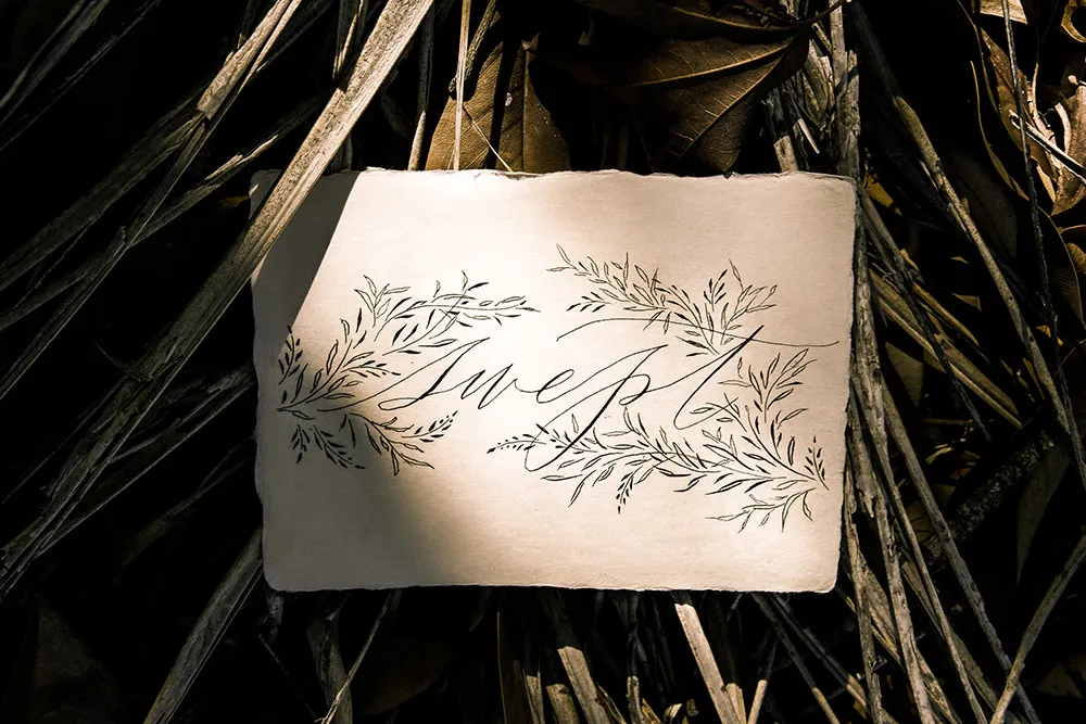 Photo by MangoRED Studios. theweddingnotebook.com