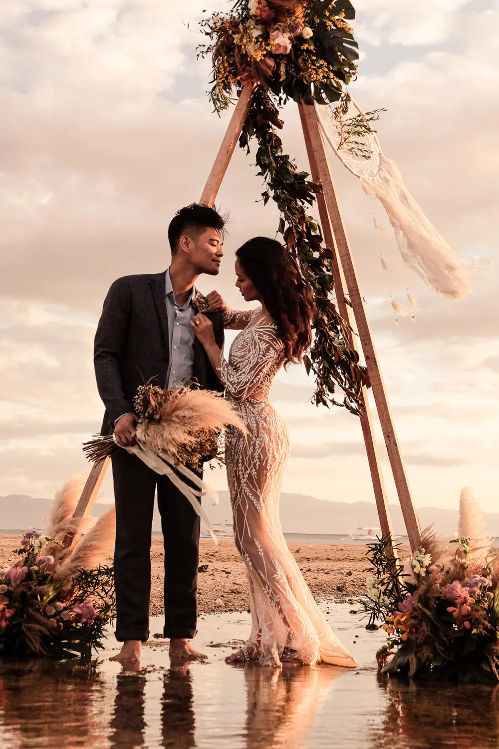 Photo by MangoRED Studios. theweddingnotebook.com