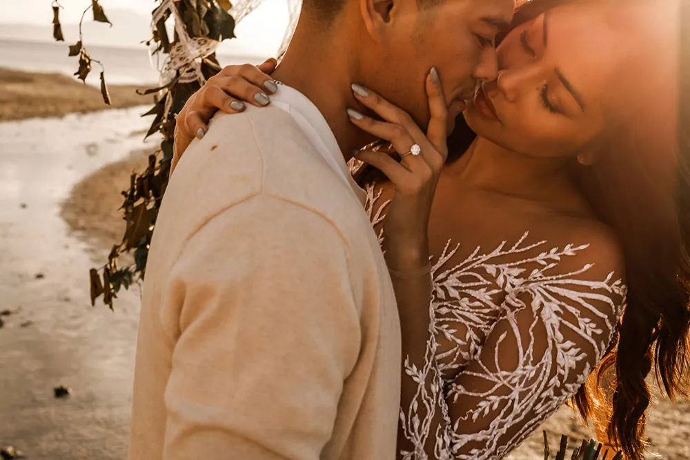 Photo by MangoRED Studios. theweddingnotebook.com