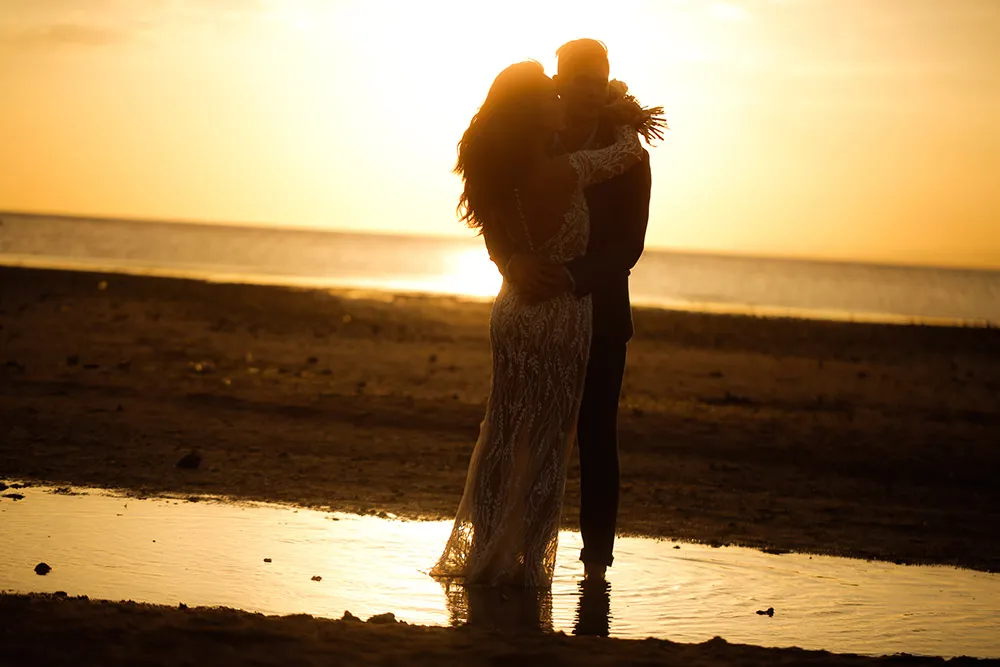 Photo by MangoRED Studios. theweddingnotebook.com