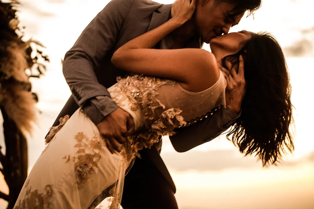 Photo by MangoRED Studios. theweddingnotebook.com