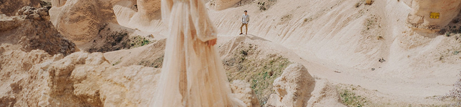 Breathtaking Bridal Portraits Shot in Cappadocia, Turkey