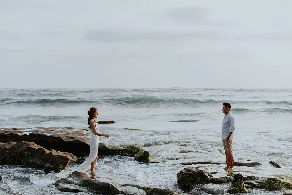 Photo by Louis Gan Photography. theweddingnotebook.com