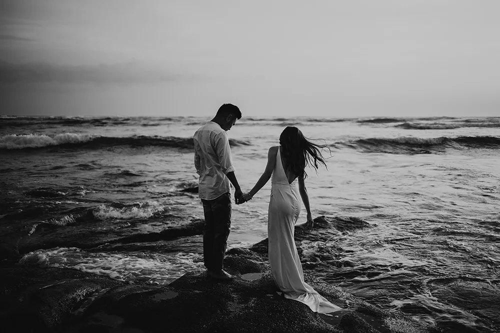 Photo by Louis Gan Photography. theweddingnotebook.com