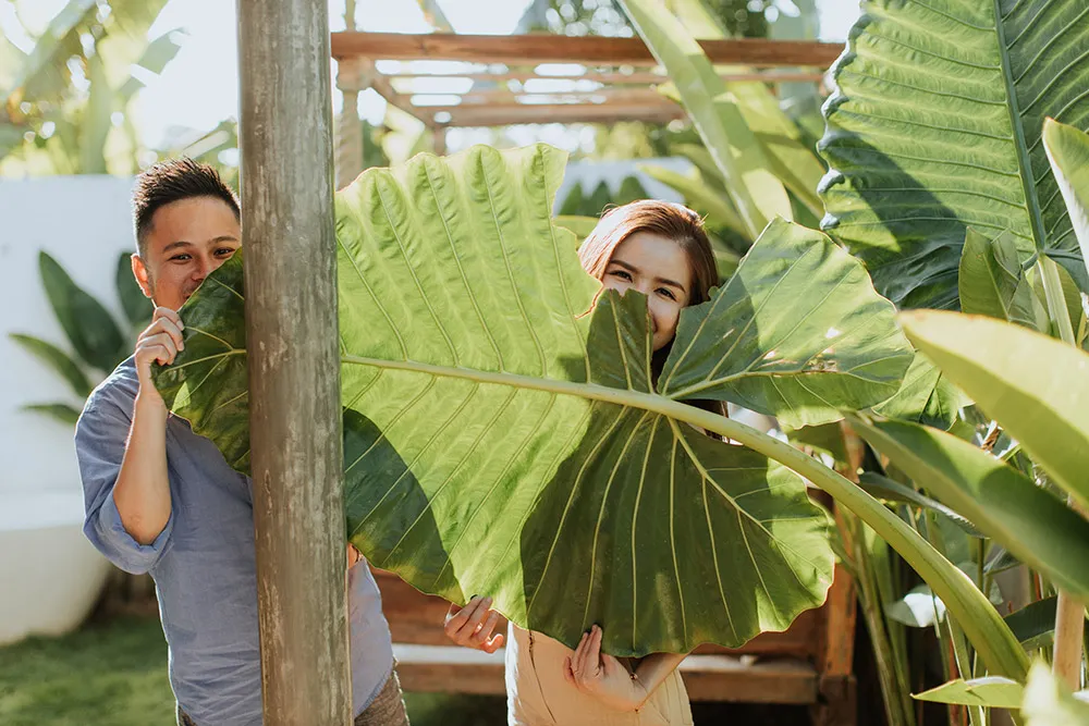 Photo by Louis Gan Photography. theweddingnotebook.com