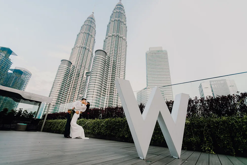 Jackie Yong Photography. theweddingnotebook.com