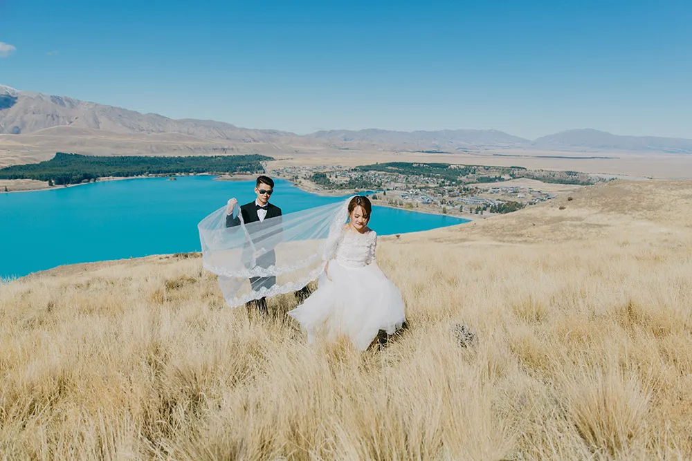 Photo by Nicholas Yuen Photography. theweddingnotebook.com