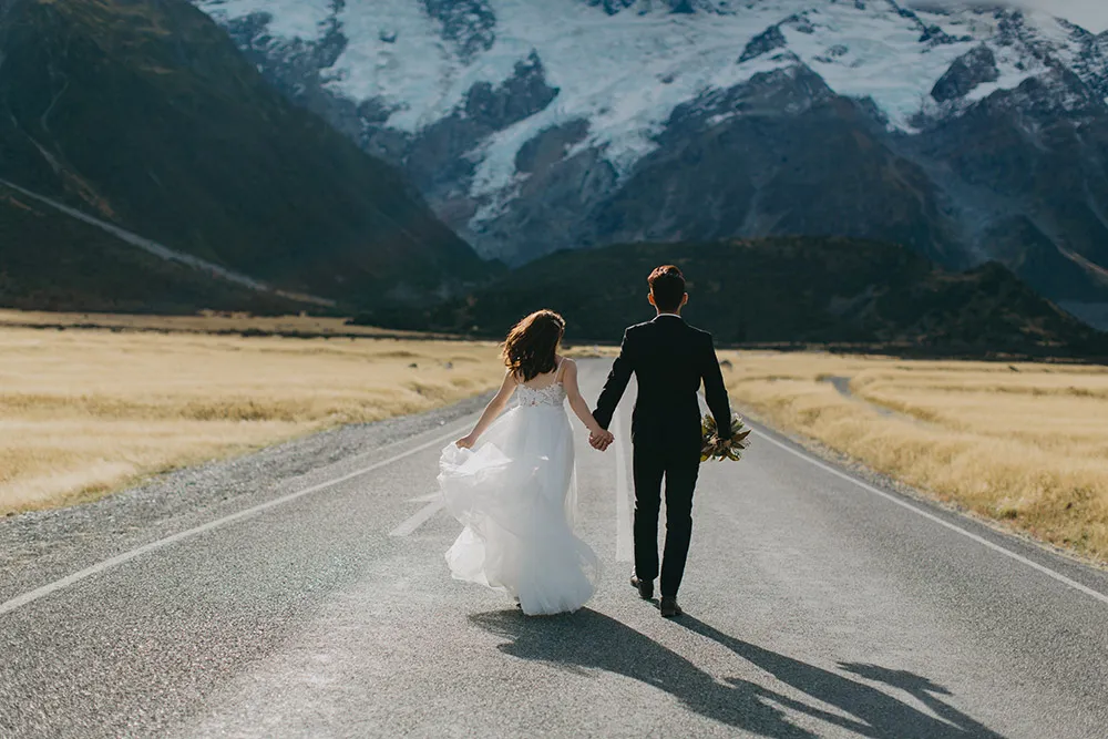 Photo by Nicholas Yuen Photography. theweddingnotebook.com